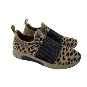 Mark Nason Abbe Animal Print Slip-On Modern Joggers Sz 11